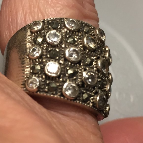 VICTORIA TOWNSEND Sterling Marcasite CZ Wide Cigar Band Ring Sz 7.5 Checker - Picture 7 of 8